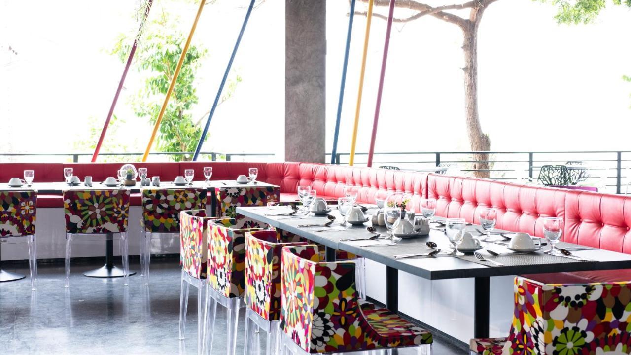 Play Phala Beach Rayong Ban Chang  Exterior foto