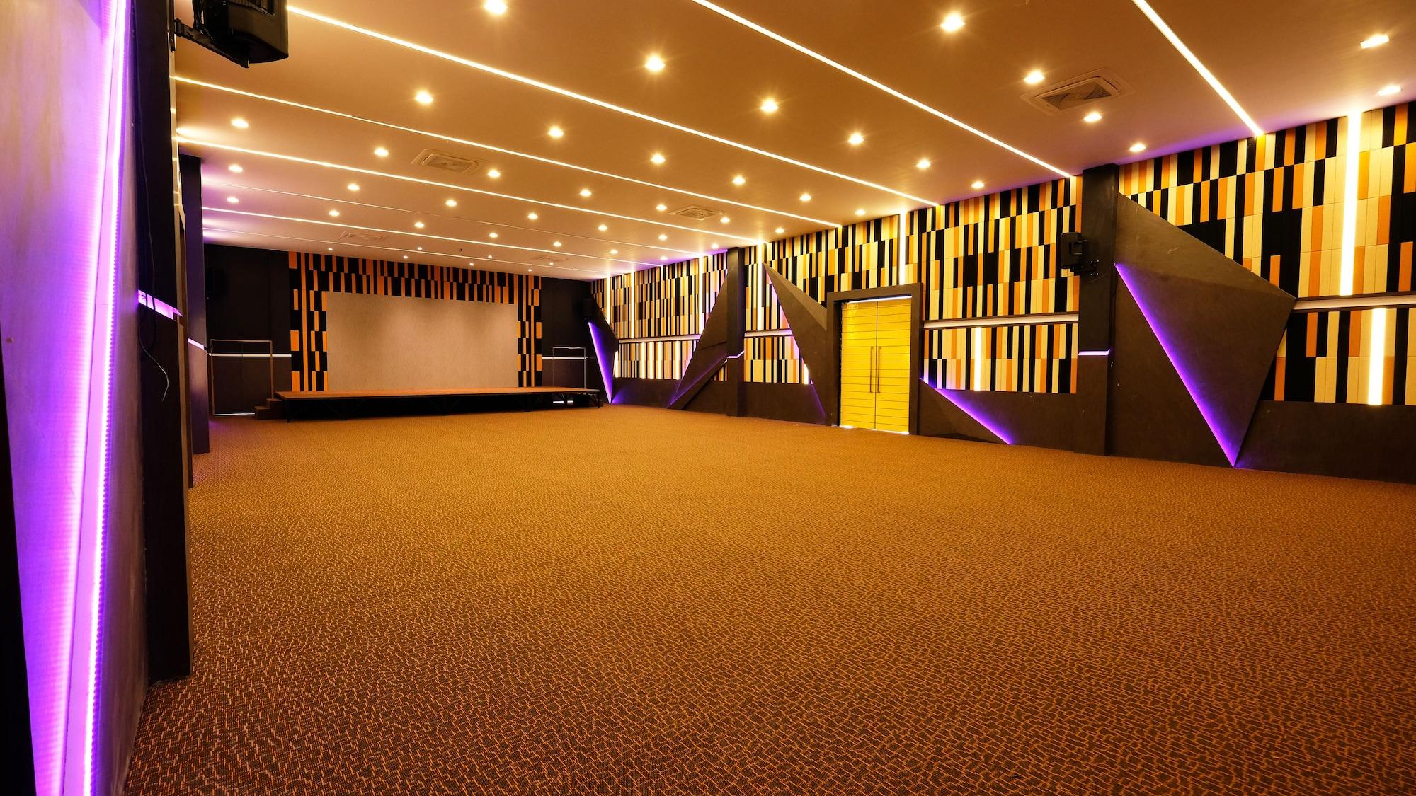 Play Phala Beach Rayong Ban Chang  Exterior foto