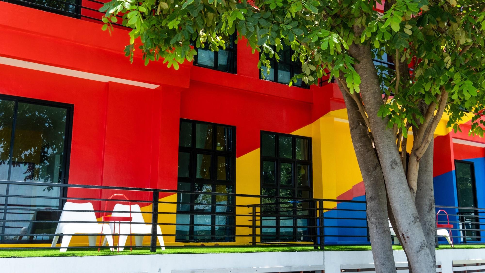 Play Phala Beach Rayong Ban Chang  Exterior foto