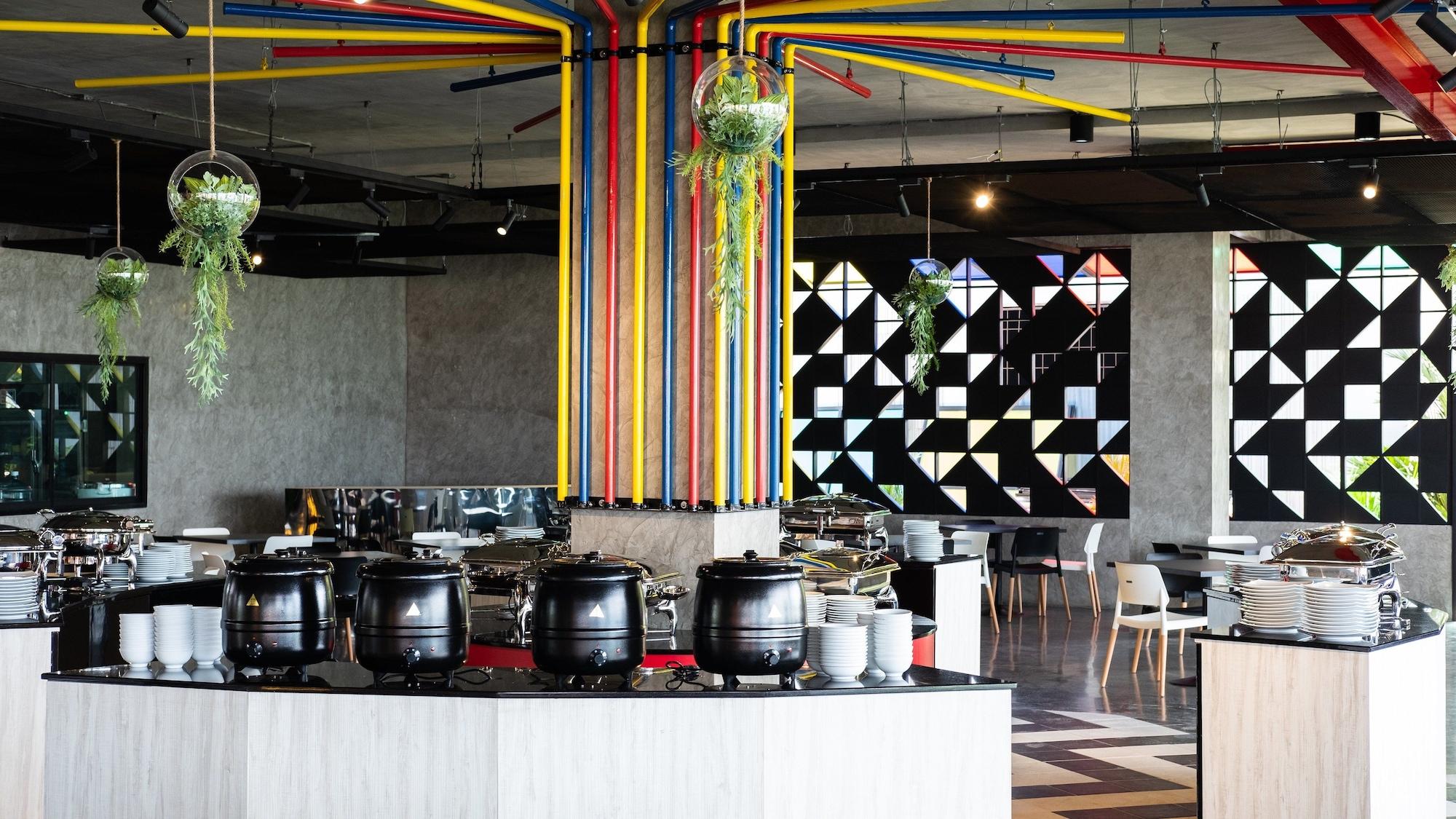 Play Phala Beach Rayong Ban Chang  Exterior foto